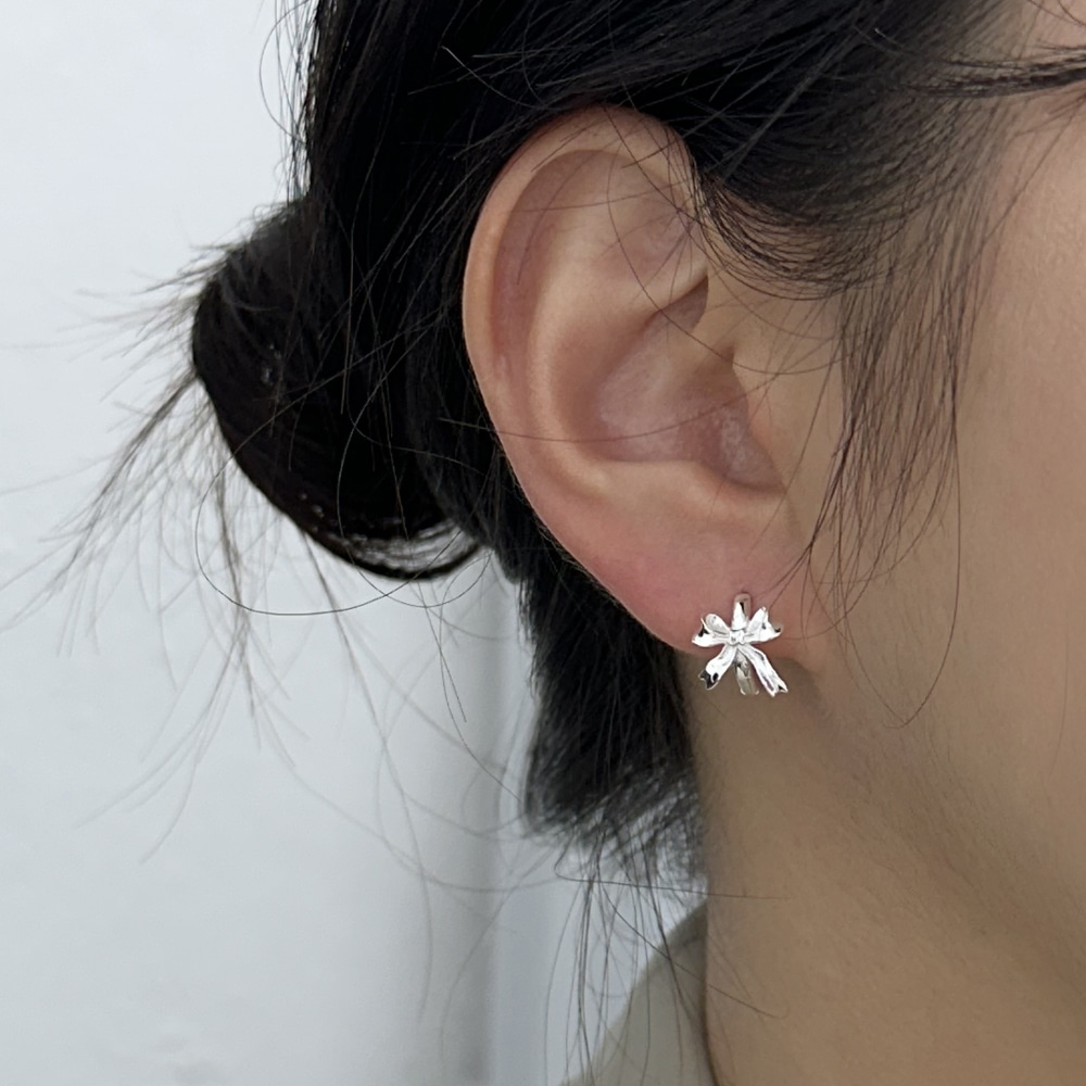 [BARADU 925] Amann ribbon hoop earrings