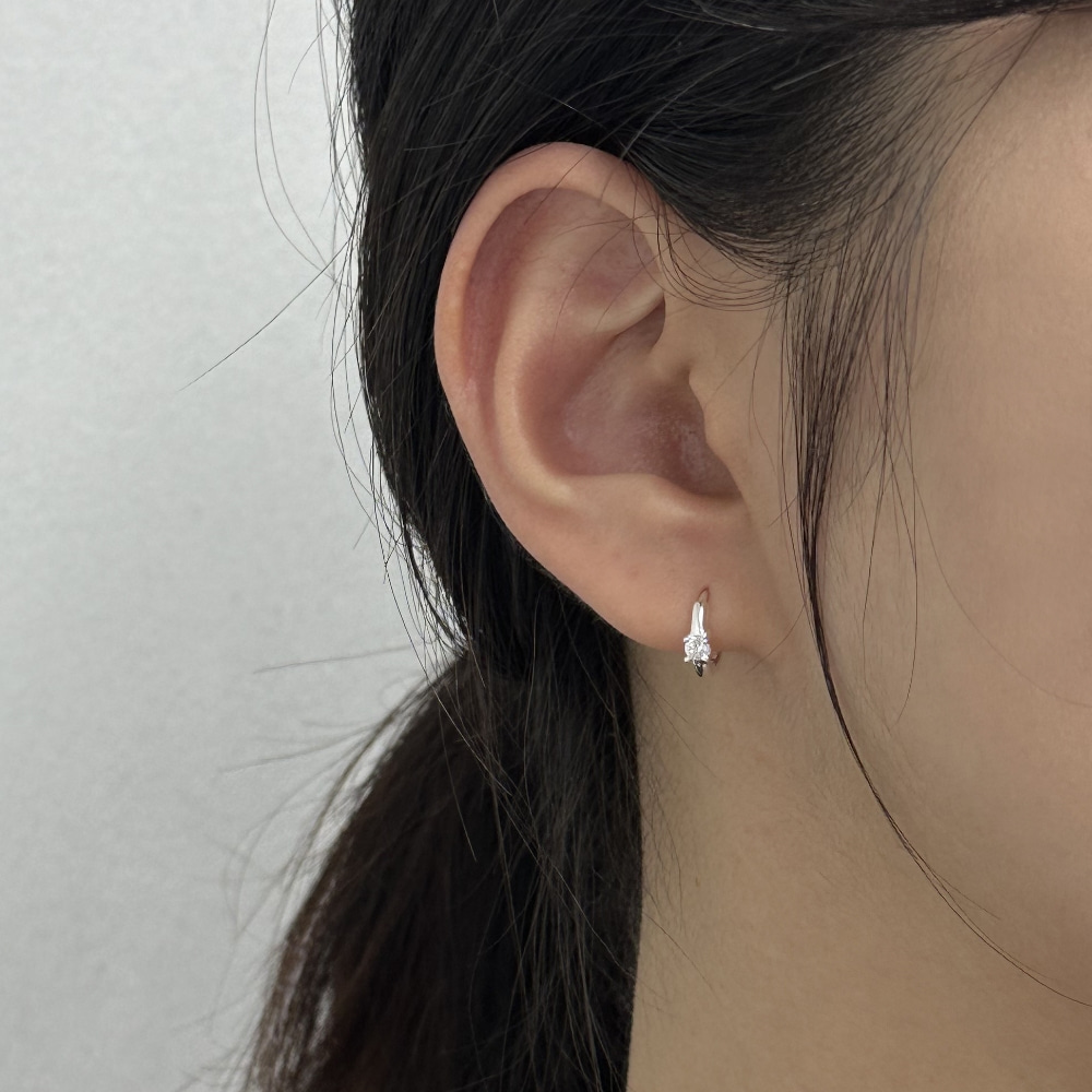 [BARADU 925] Single point hoop earrings